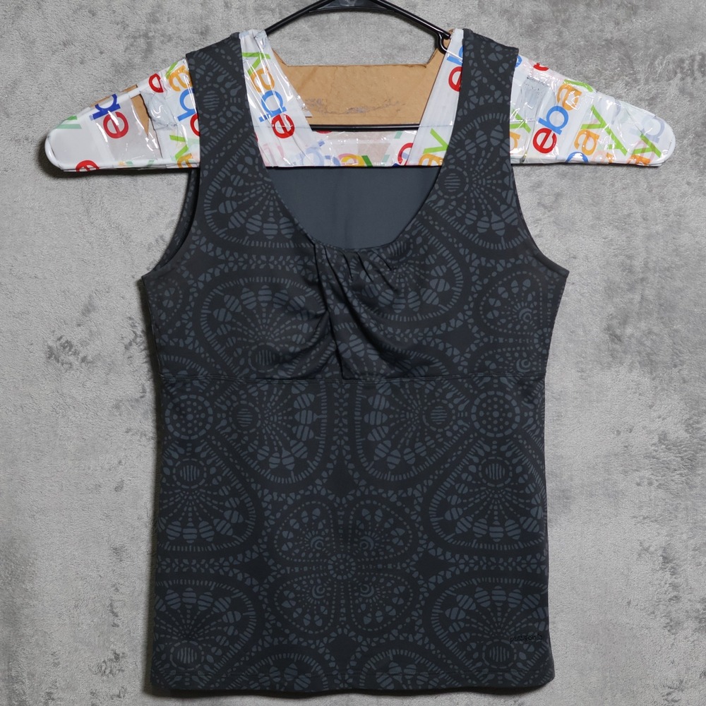 Patagonia Tank Top Womens Large Gray‎ Mandala Print Ruched Neck Outdoor Gorpcore